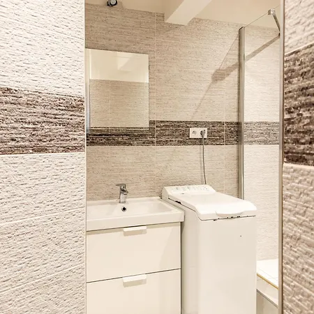 Apartmán Quiet Near Main Station Bratislava